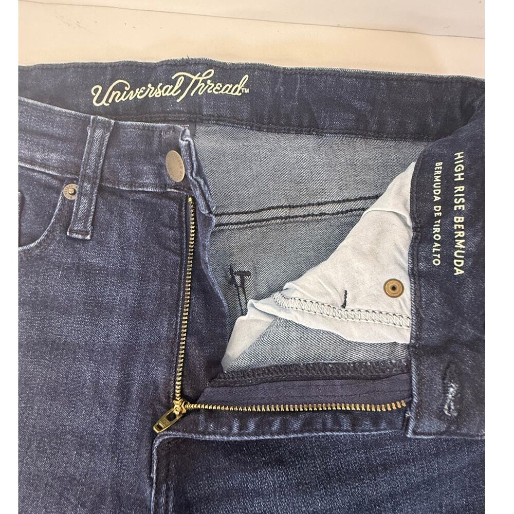 Universal Thread High Rise Bermuda Jean Shorts Women’s Size 8/29R Dark Wash - Picture 6 of 10